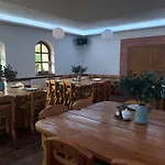 Buzas Pince Vendeghaz 3* Ecséd
