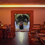 Buzas Pince Vendeghaz