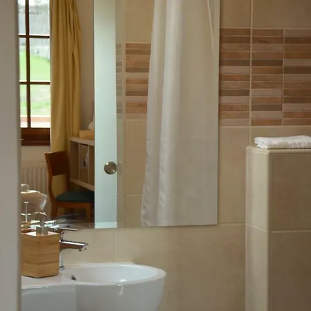 Buzas Pince Vendeghaz Guest house Ecsed