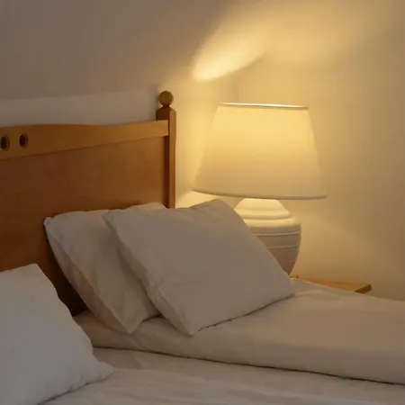 Buzas Pince Vendeghaz Konukevi 3*
